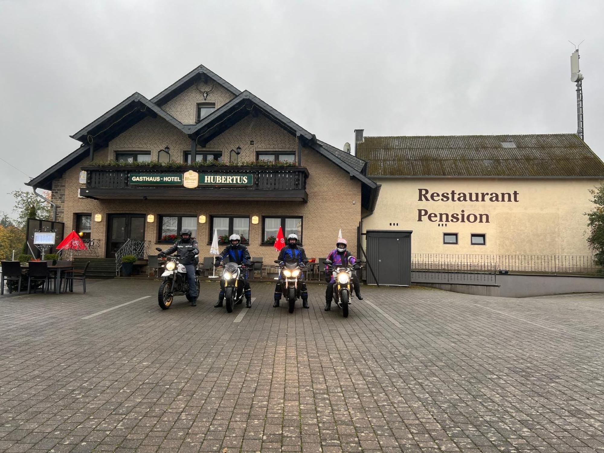 Gasthaus Hubertus Reuth Exterior foto