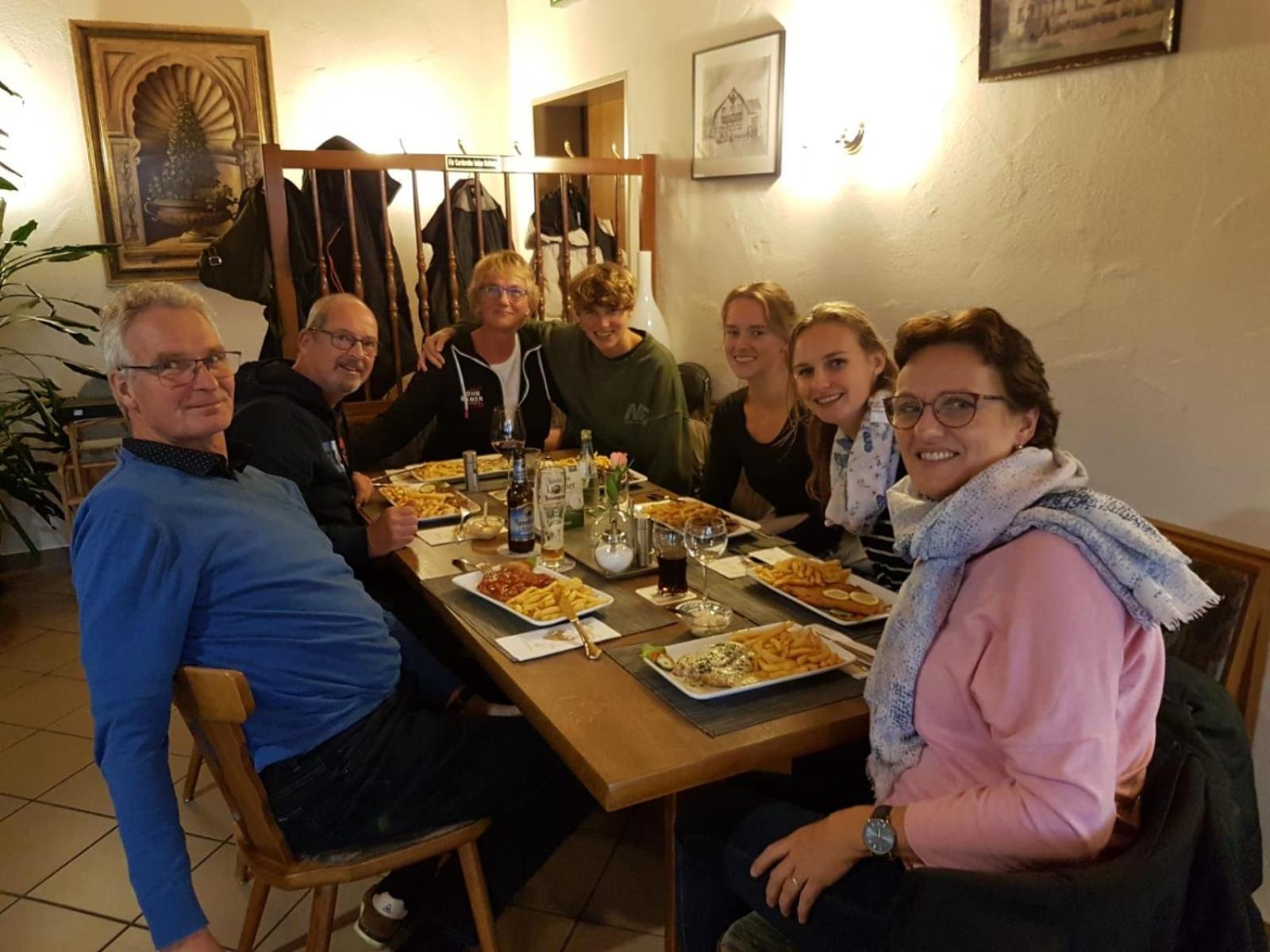 Gasthaus Hubertus Reuth Exterior foto